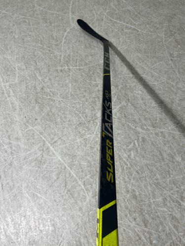 Almost New Condition 55 Flex  Left Hand P28 Super Tacks AS3 Pro Hockey Stick