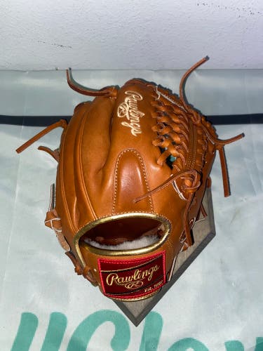 New Pitcher's 11.5" Pro Preferred Baseball Glove