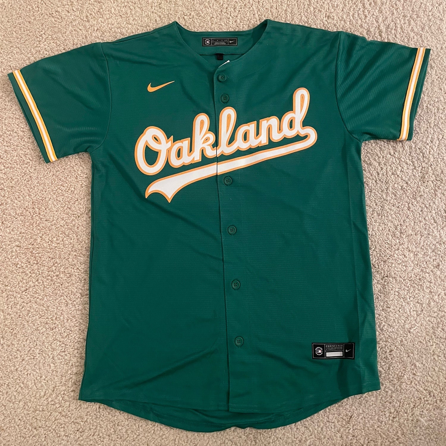 Nike / Youth Oakland Athletics Matt Olson #28 White Replica Baseball Jersey