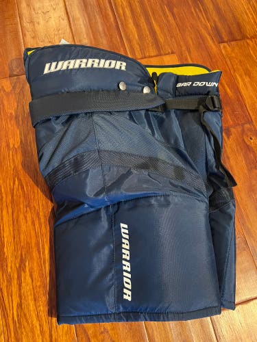 Warrior Junior Medium Hockey pants