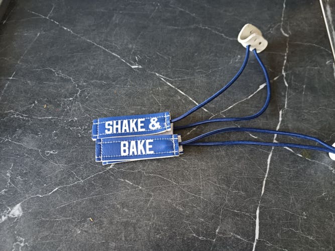 Used PRO laces.