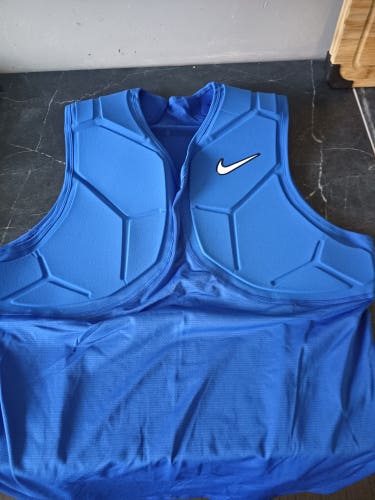 New XL Men's Nike Compression padded Shirt