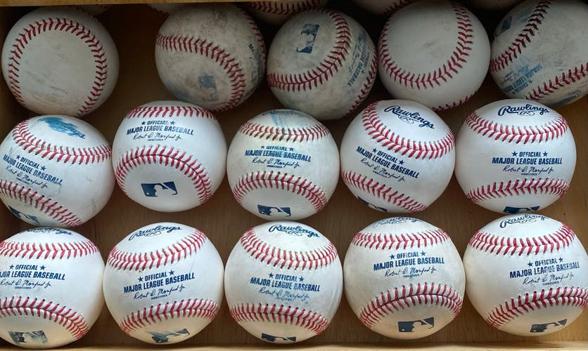 MLB BASEBALLS FOR SALE