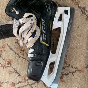 Used CCM Regular Width  Size 9.5 Tacks Hockey Goalie Skates