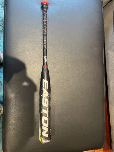 Easton ADV -8 USA Bat