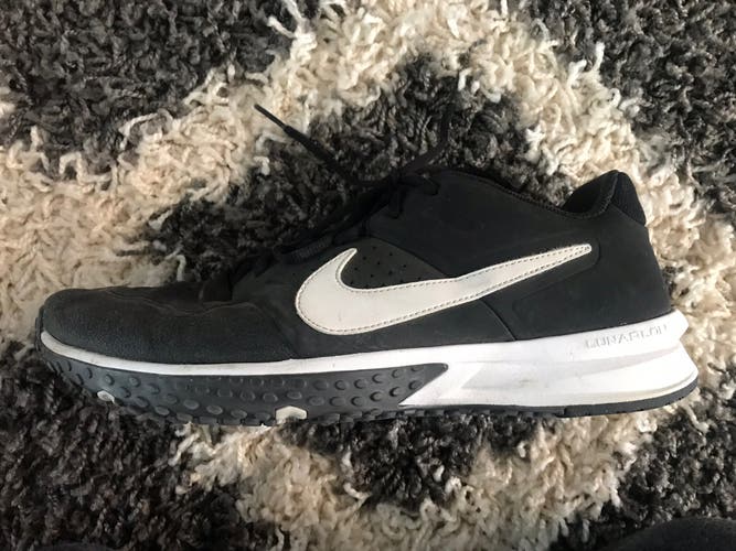 Black Men's Size 10 (Women's 11) Nike Shoes