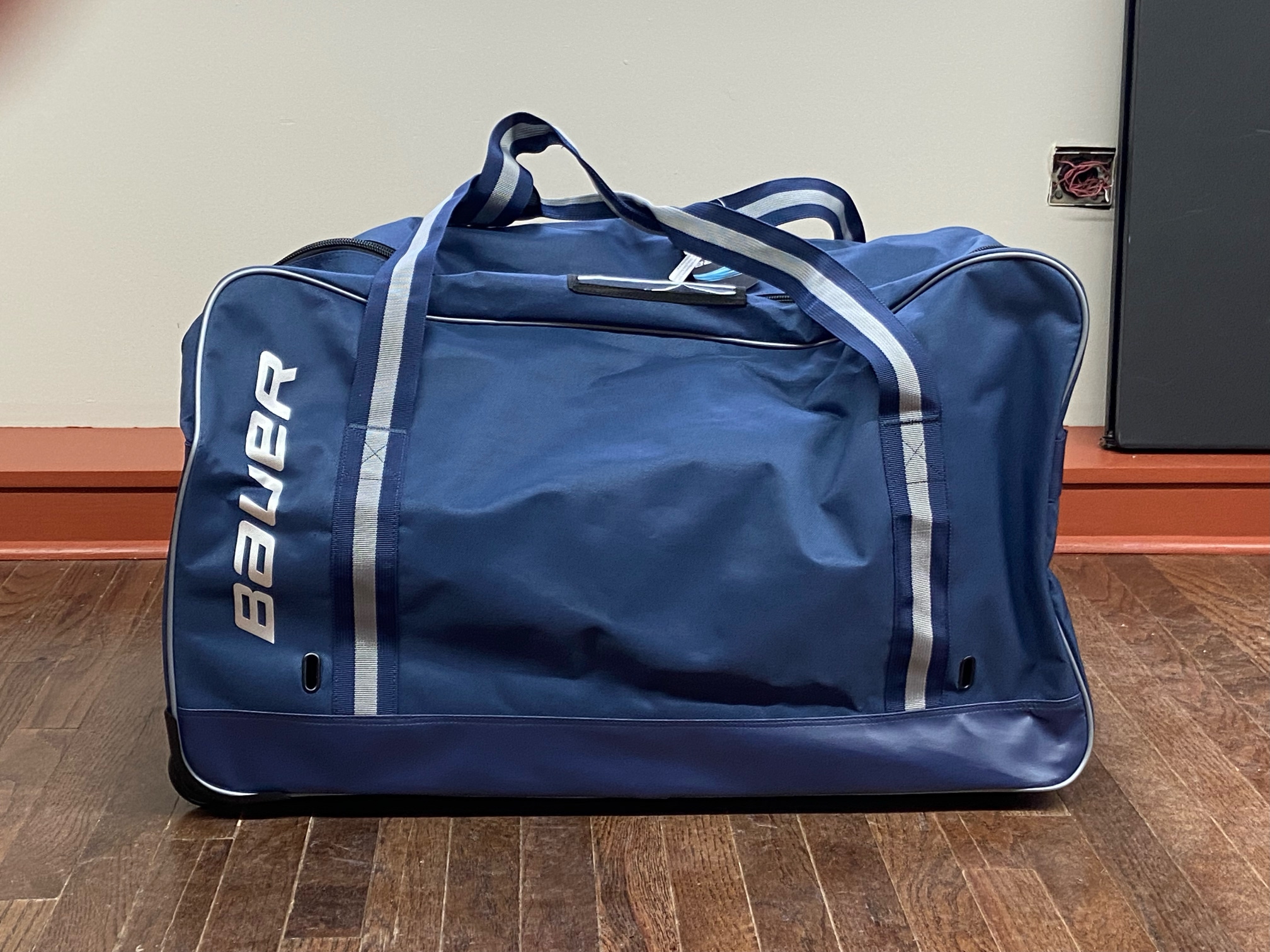 New Bauer S21 Junior Wheeled Roller Bag