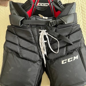 Intermediate Used Medium CCM 1.9 Hockey Goalie Pants