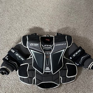 Small CCM  Extreme Flex Shield II Goalie Chest Protector
