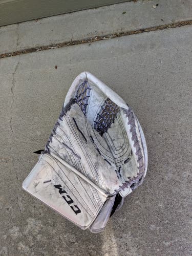 Used Senior Ccm Regular Premier R1.9 Goalie Glove