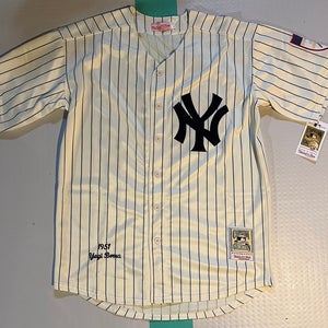 Yogi Berra 8 New York Yankees Jersey Size 40 New With Tag
