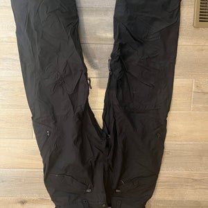 Burton ski / snowboard pants