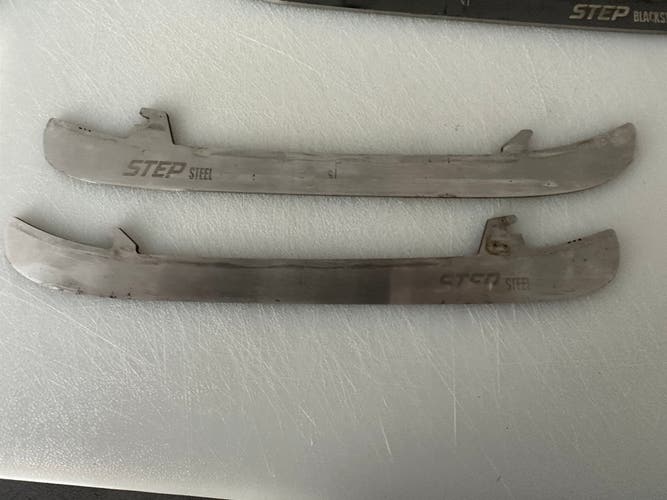 238 mm Step Steel for CCM Speedblade (1)