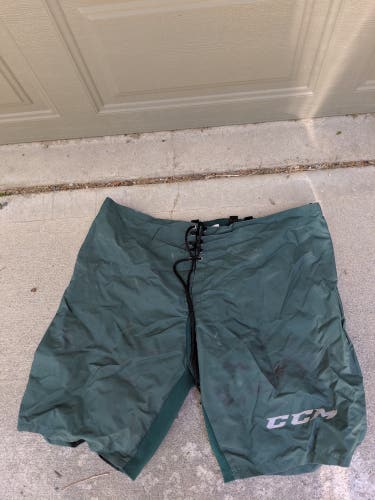 Used CCM XL Pant Covers