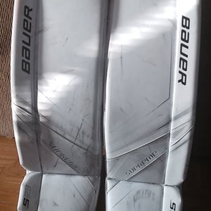 Used 32" Bauer Supreme S29 Goalie Leg Pads