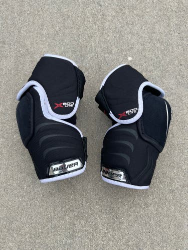 Used Small Bauer Vapor x800 lite Elbow Pads
