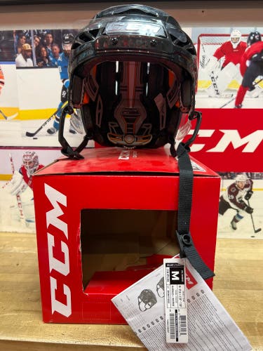 New Medium CCM  Fitlite 3DS Helmet -