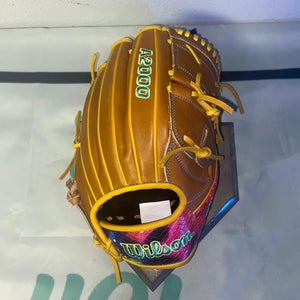 Wilson A2000 March 2022 Glove of the Month Mike Clevinger Game