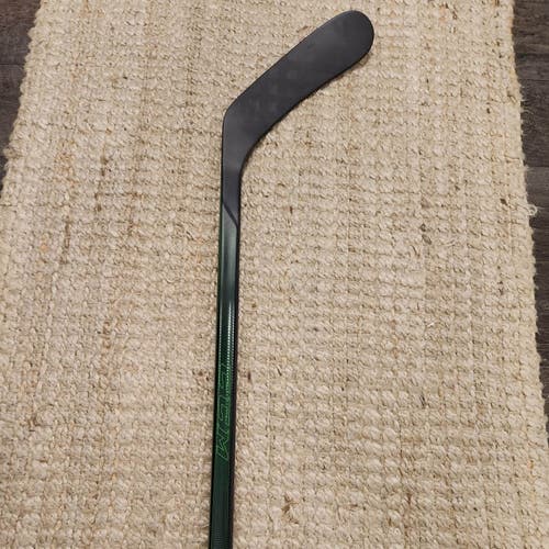 New Senior CCM Right Handed Ribcor Trigger 5 Pro Hockey Stick Mid Pattern Pro Stock