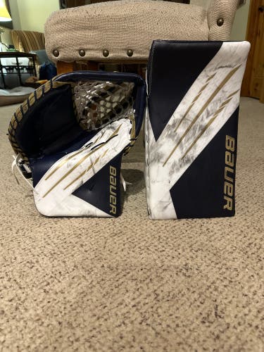 Bauer Used Full Right Pro Stock Hyperlite Goalie Gloves