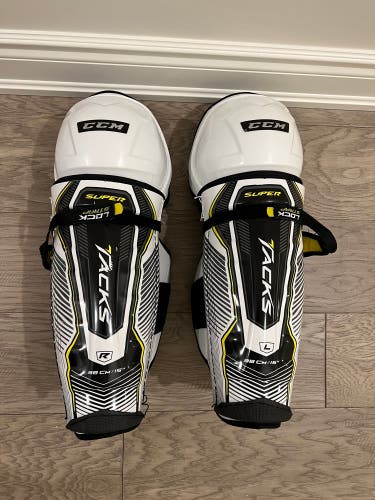 CCM Super Tacks Shin Pads