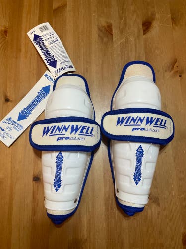 Winnwell Youth Hockey  adjustable Shin Pad 8 1/2,to 10 1/2 shin pads