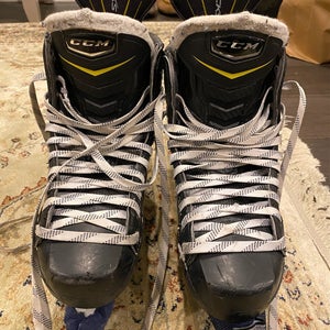 Senior CCM Regular Width Size 7.5 Tacks Hockey Skates