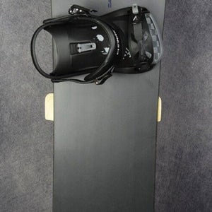 NEW SALOMON SUPER 8 SNOWBOARD SIZE 160 CM WITH NEW CHANRICH LARGE BINDINGS