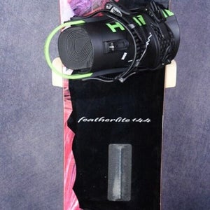 CAMP SEVEN FEATHERLITE SNOWBOARD SIZE 144 CM WITH NEW CHANRICH MEDIUM BINDINGS
