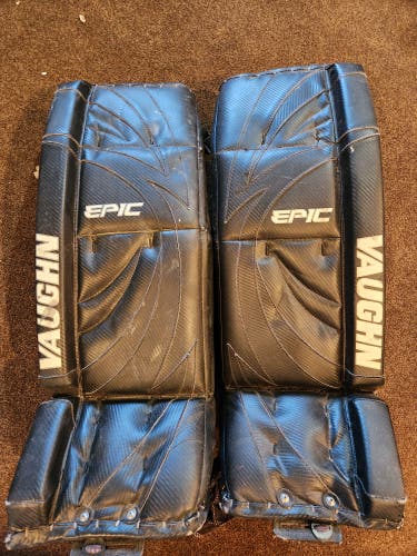 Used 32" Vaughn Epic 8600 Goalie Leg Pads