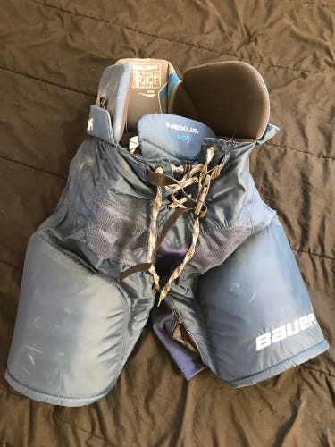 Senior Large Bauer Nexus Hockey Pants