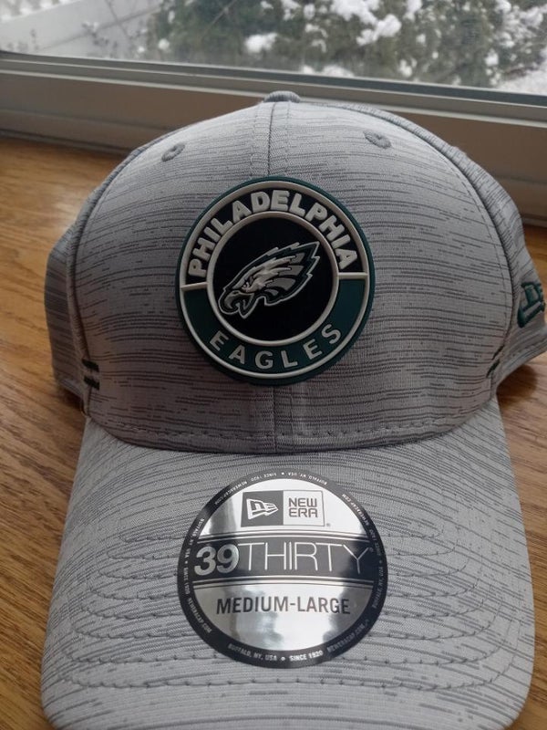 PHILADELPHIA EAGLES TEAM ISSUED NEW ERA FLEX-FIT ADULT HAT M / L