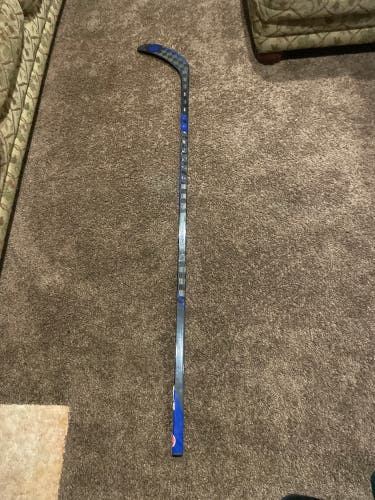 Senior Right Handed High Level Hockey Stick