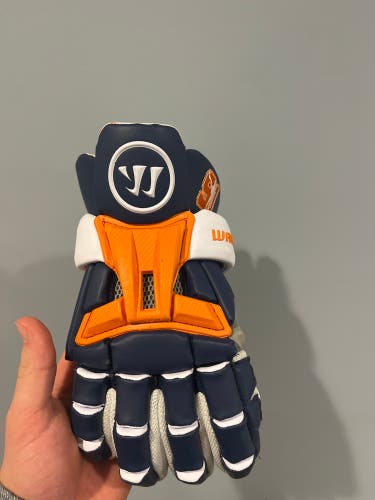New Player's Warrior large Burn XP Lacrosse Gloves