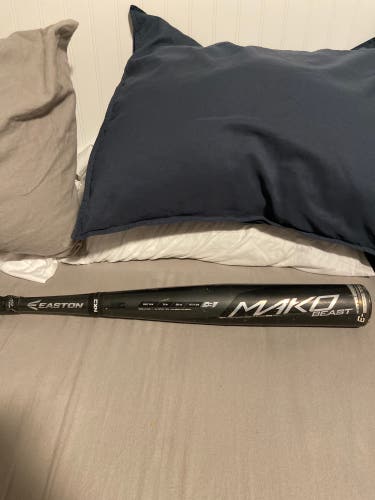 Easton Mako Beast BBCOR Certified 31/28 (-3)