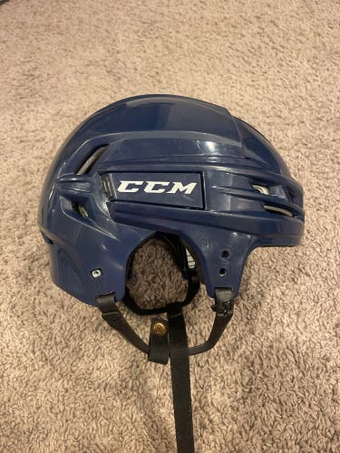 Used Large CCM  Tacks 910 Helmet
