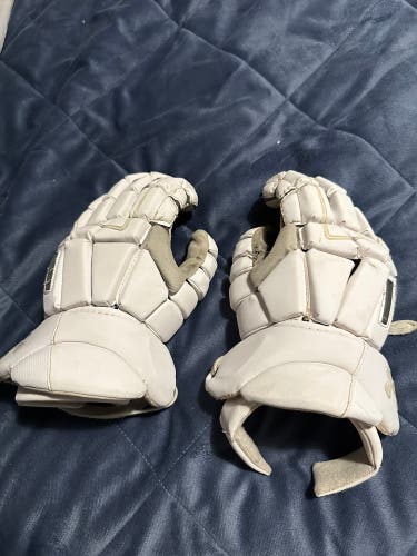 Used Player's Under Armour 7" Command Pro Lacrosse Gloves