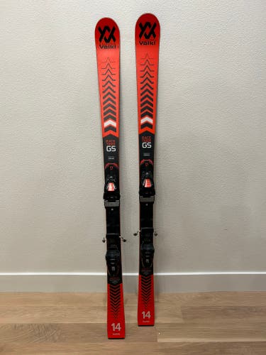 Volkl Racetiger GS Skis