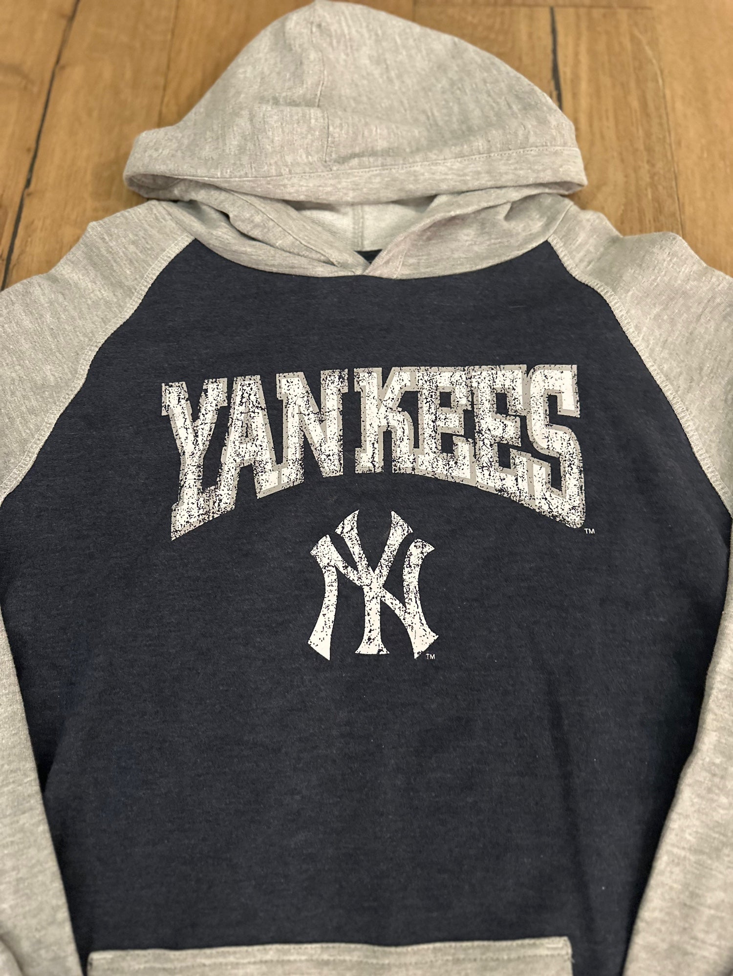 New York Yankees Stitches Fastball Fleece Pullover Hoodie – Navy Blue