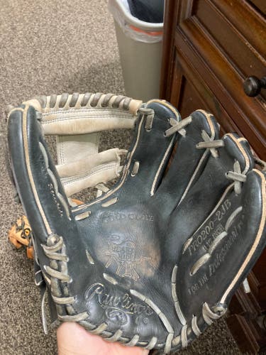 Infield 11.5" Heart of the Hide Baseball Glove