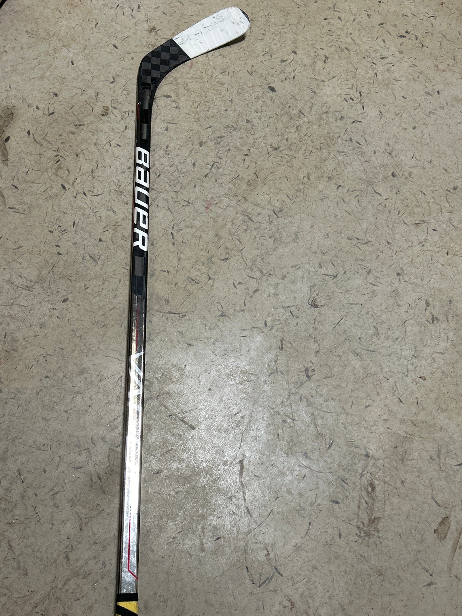 ホット 【SALE】BAUER Vapor HyperLite F70 P28 新品 www.fabricadosom