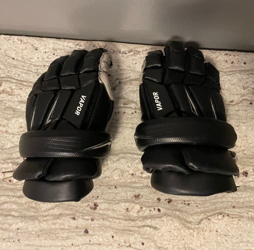 Used Player's Nike Vapor Lacrosse Gloves 10"  Size Small