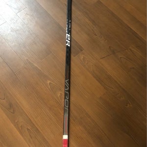 Senior Right Handed P28 Vapor Hyperlite Hockey Stick
