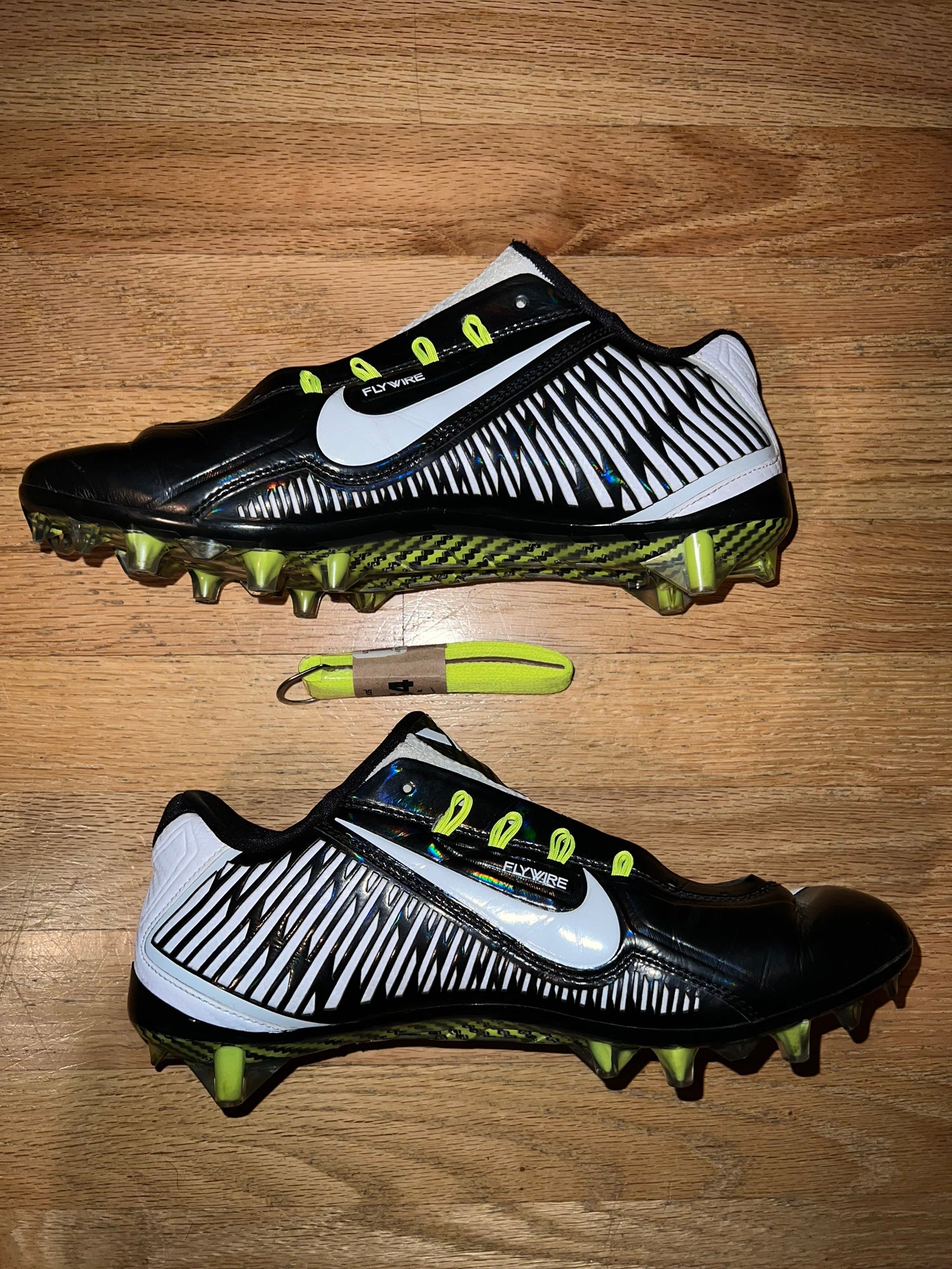 Nike Vapor Carbon Elite 2.0 2014 Flywire Cleats Black/ White Size 9.5