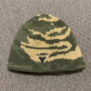 Old navy youth camo beanie
