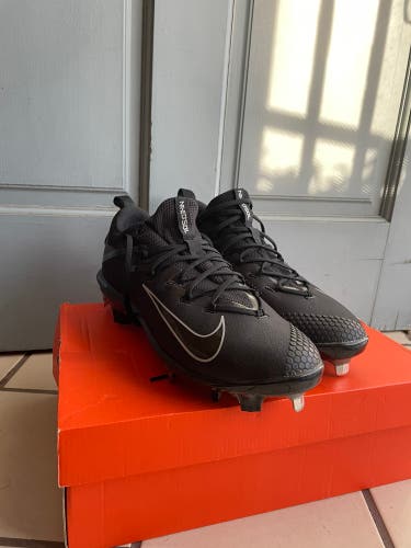 Nike Baseball cleats 9M