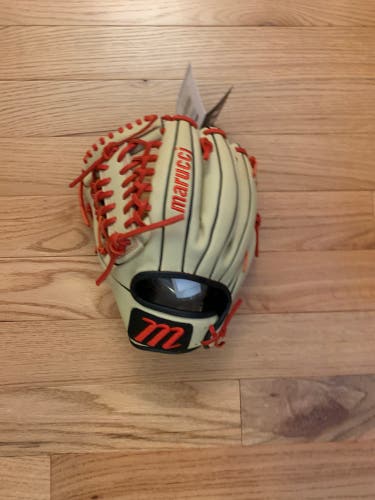 Marucci Oxbow Series 11.75” LHT Infield Glove