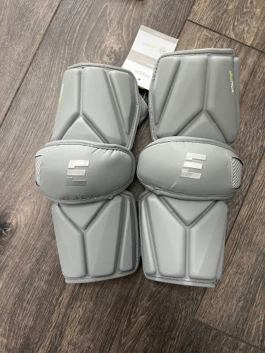 Epoch lacrosse Arm Guards, gray sz. Medium