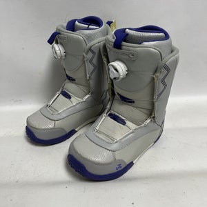 Used K2 Sendit Boa Senior 6 Women's Snowboard Boots