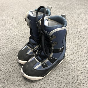 Used Burton Youth Freestyle Junior 03 Boys Snowboard Boots